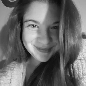 Meet your Posher, Dani
